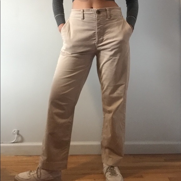 🏷 Everlane Lightweight Relaxed Chino Khakis - Picture 2 of 5